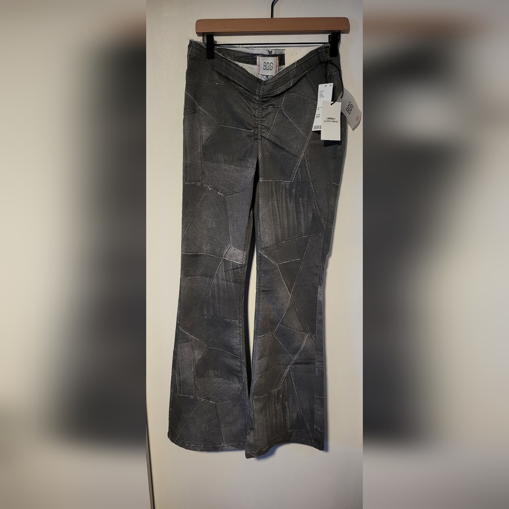 Urban outfitter,ruched v front flare jean.